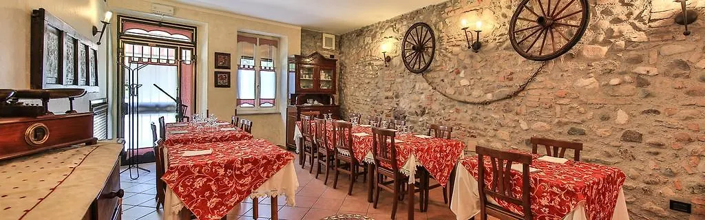 Trattoria Milani Pensionat Lonato Italien
